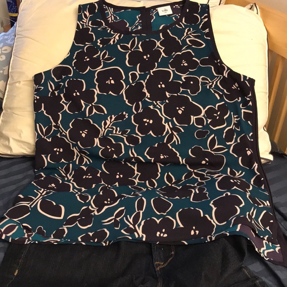 CAbi Warhol Top - Picture 1 of 3